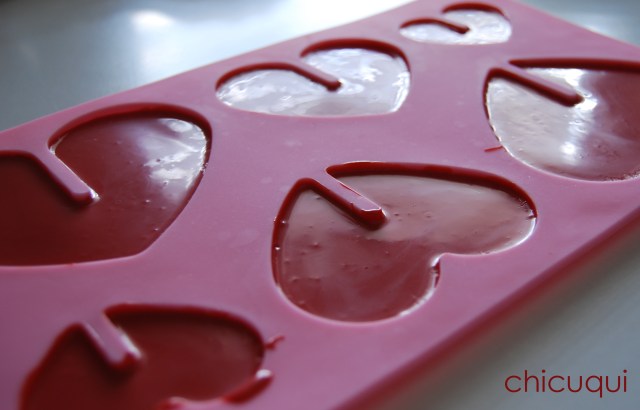 Galletas decoradas San Valentín corazones chocolate candy melts 3