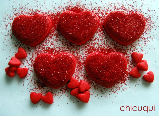 Galletas decoradas san valentin corazones rojos purpurina 3