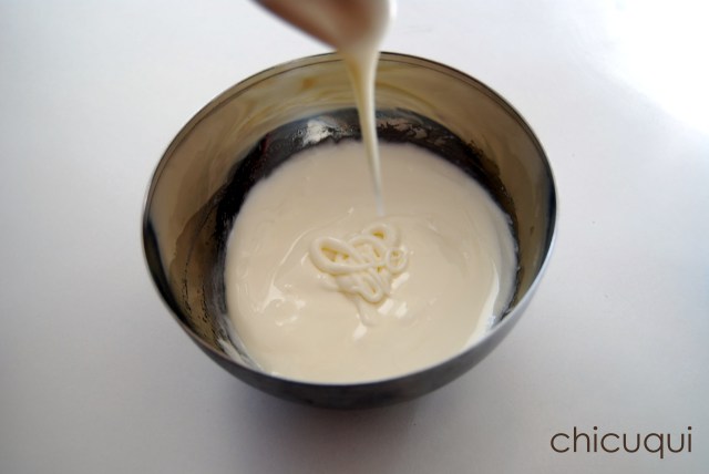 Galletas decoradas consistencia glasa real royal icing consistency 04