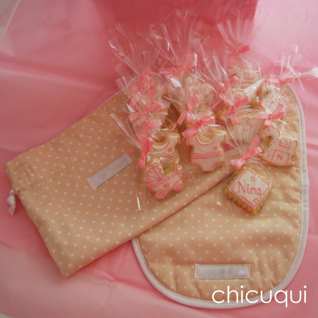 Regalo original para un recién nacido chicuqui.com y decharcoencharco.com